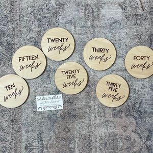 Pregnancy Maternity Wooden Engraved Bump Milestone Plaques